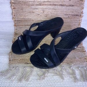 Crocs Cyprus IV Sandals Women's Size 8 Black Strappy Heels